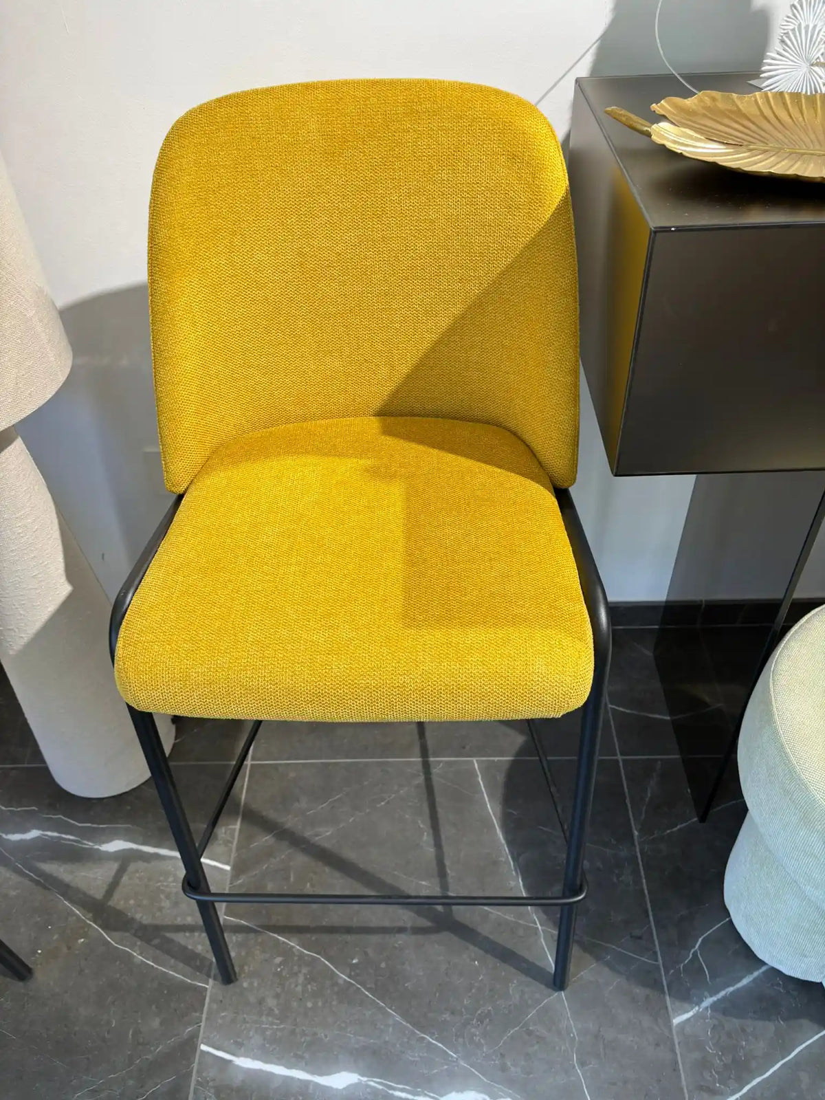 Sgabelli con seduta in tessuto in gambe metallo fcsdesign (1)
